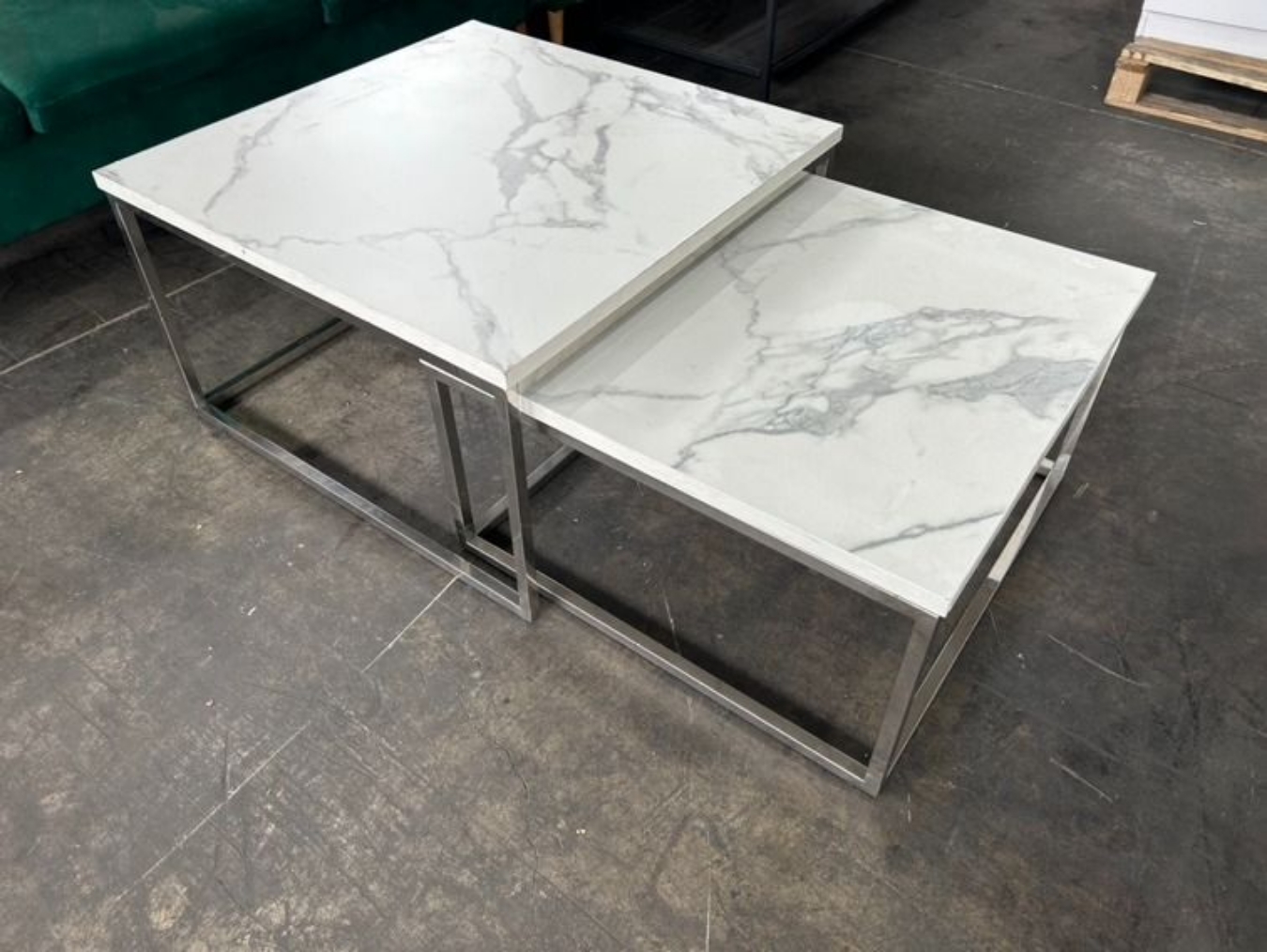 This Karma Nesting Coffee Table demonstrates delicate craftsmanship and has the perfect design to enhance your room.